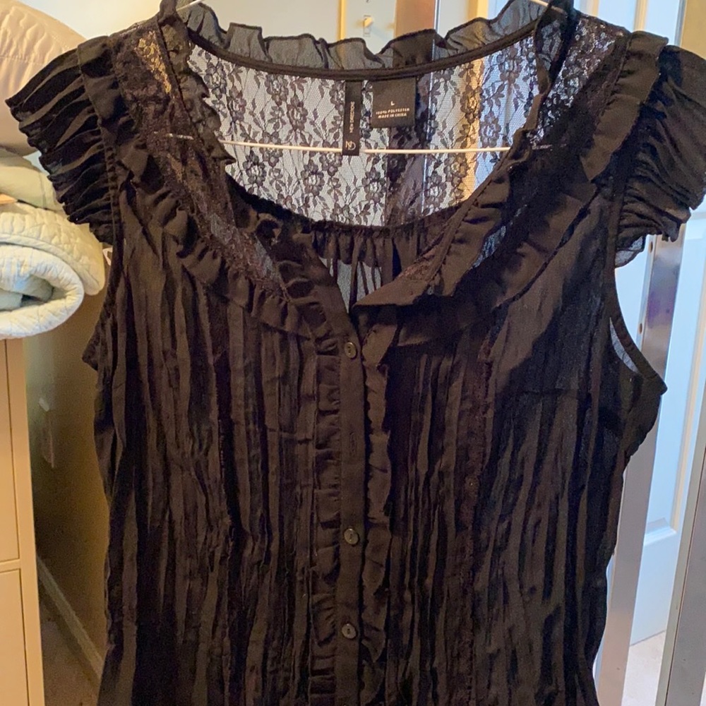 New Direction Top-Large
